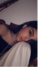 <em>Laura </em>G.<em> </em>